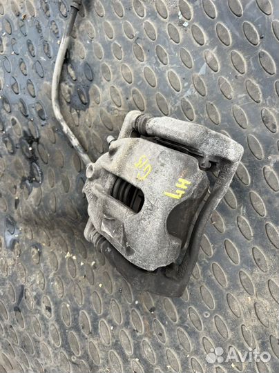 Тормозной суппорт Nissan Almera G15