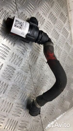 Насос антифриза дополнительный BMW X5 E70 рест