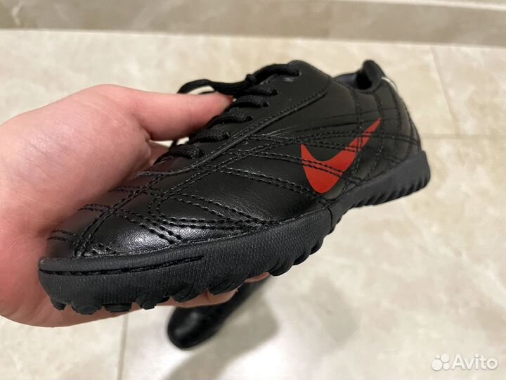 Шиповки для футбола nike