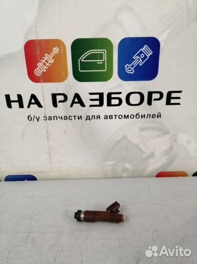 Форсунка Toyota Land Cruiser 200 2UZ-FE 2008