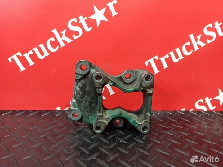 Кронштейн вискомуфты Volvo FH