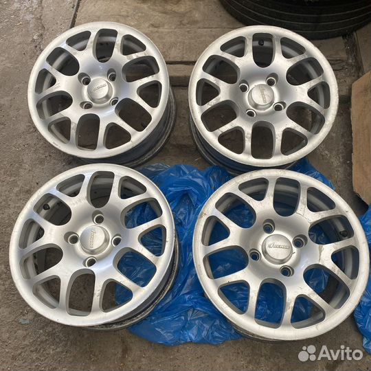 Всмпо Уран R15, 4x114,3