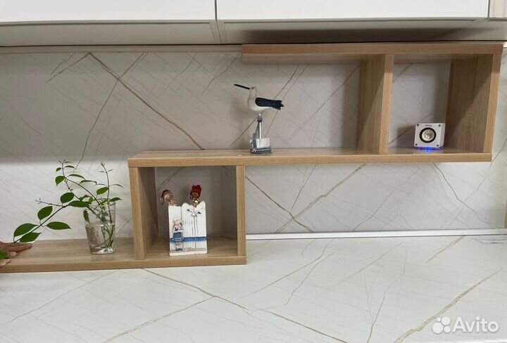 Полочка настенная