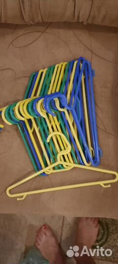Вешалки плечики детские