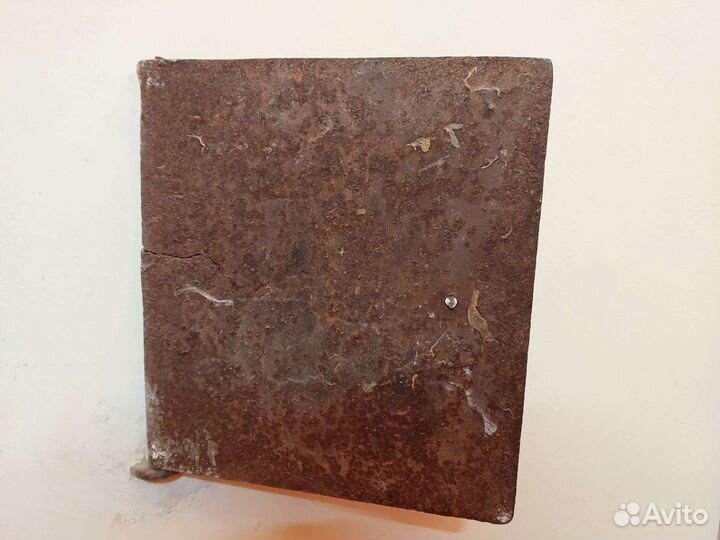 Дверца чугунная печная старинная