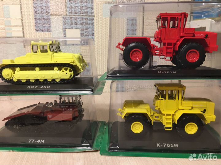 Модель трактора 1:43