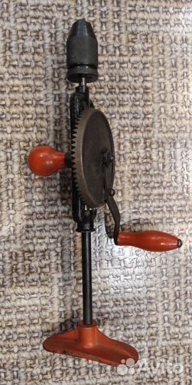 Продам механическую, ручную дрель