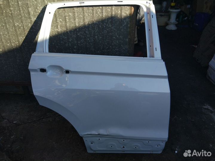Дверь Фольксваген Тигуан VW Tiguan 18 +