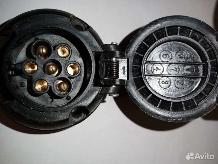 Розетка для фаркопа