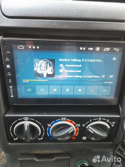 Автомагнитола incar 8227