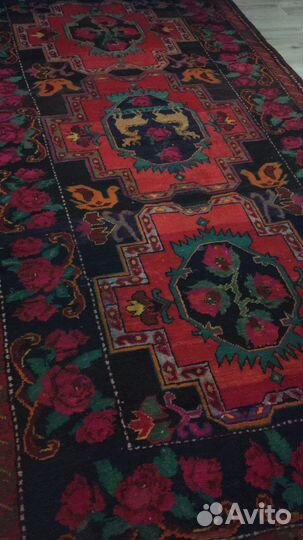 Ковер шерстяной