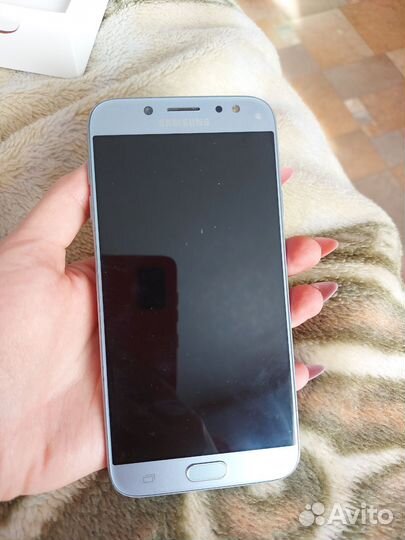 Samsung Galaxy J7 (2017), 3/16 ГБ