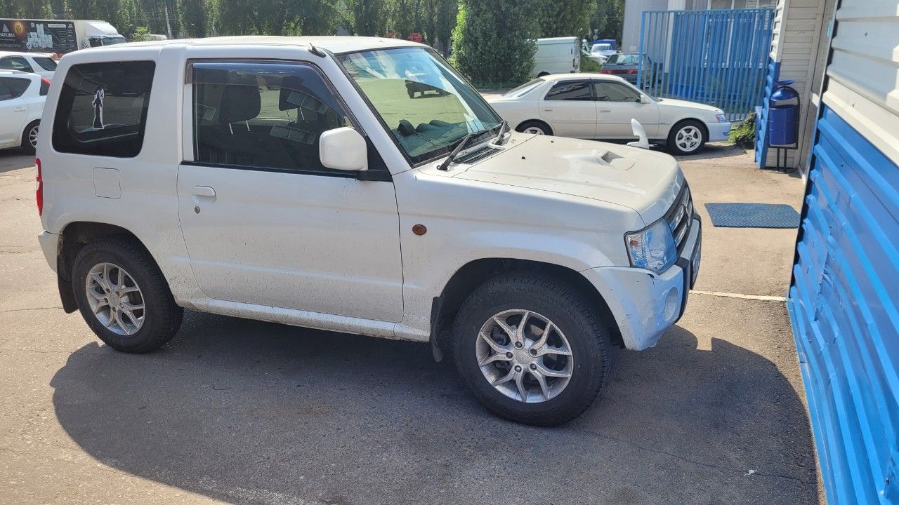 Mitsubishi Pajero Mini: фото владельца