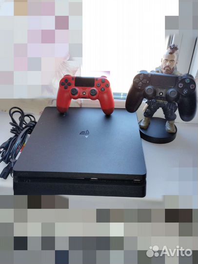 Sony PS4 slim 1tb+2 геймпада