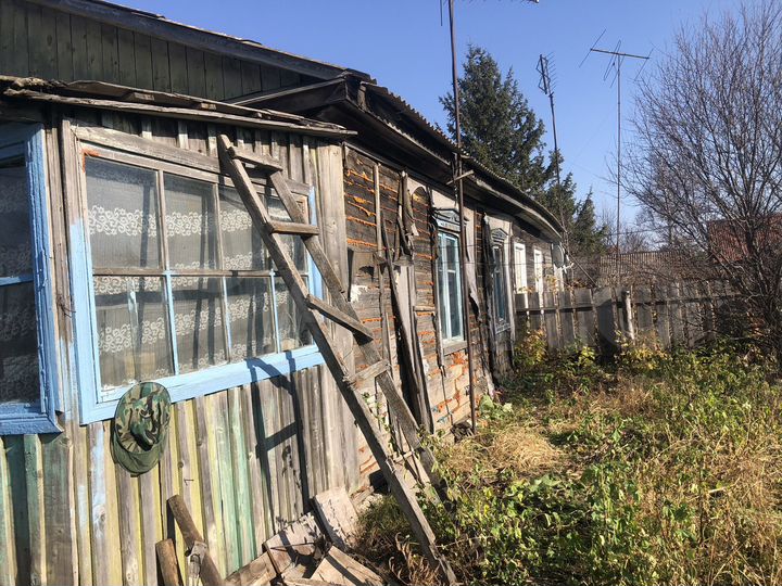 Дом 42 м² на участке 68,7 сот.