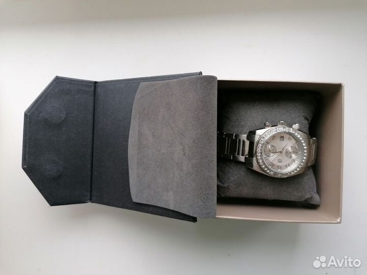 Часы наручные женские LR новые