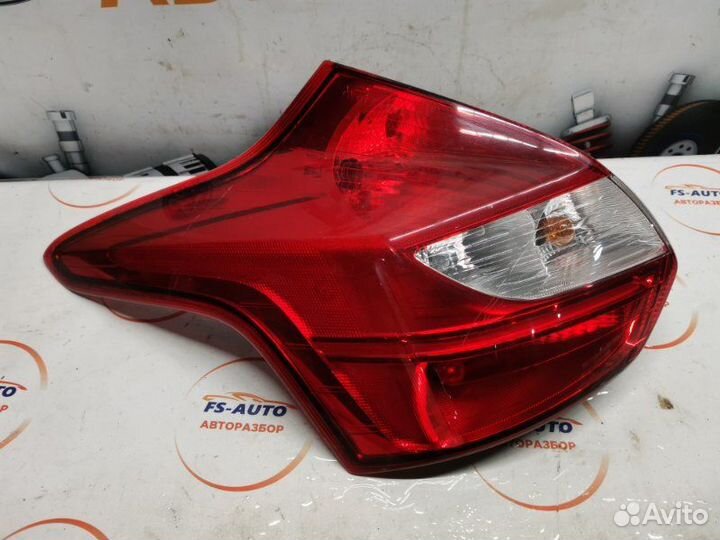 Стоп-сигнал задний левый Ford Focus 3 хетчбэк 1.6