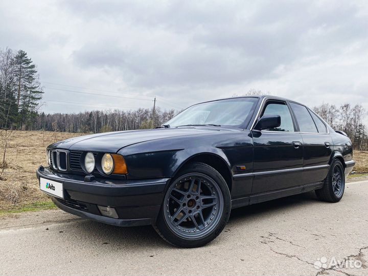BMW 5 серия 2.5 МТ, 1988, 300 000 км