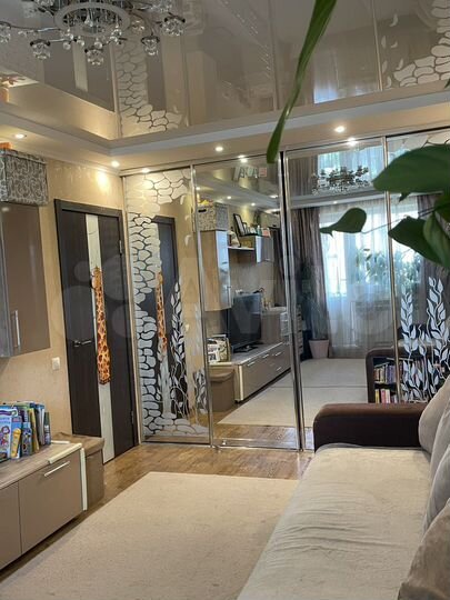 2-к. квартира, 52 м², 9/9 эт.