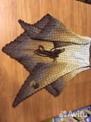 Неспадающий платок-шаль