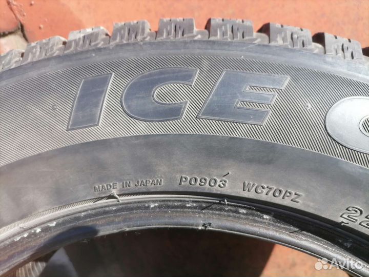 Bridgestone Ice Cruiser 7000 225/65 R17 106T