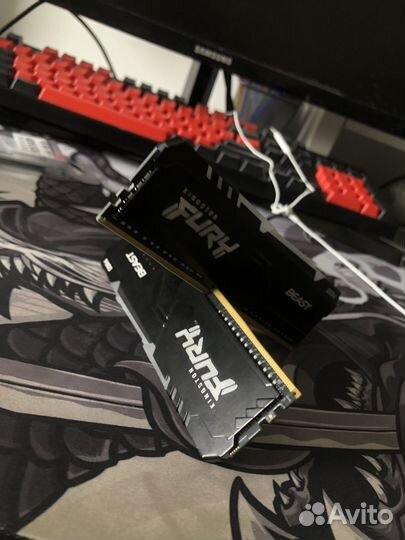 Оперативная память Kingston fury RGB