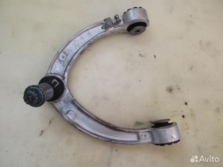 Рычаг передний верхний w166 GLE-class 642.826 2