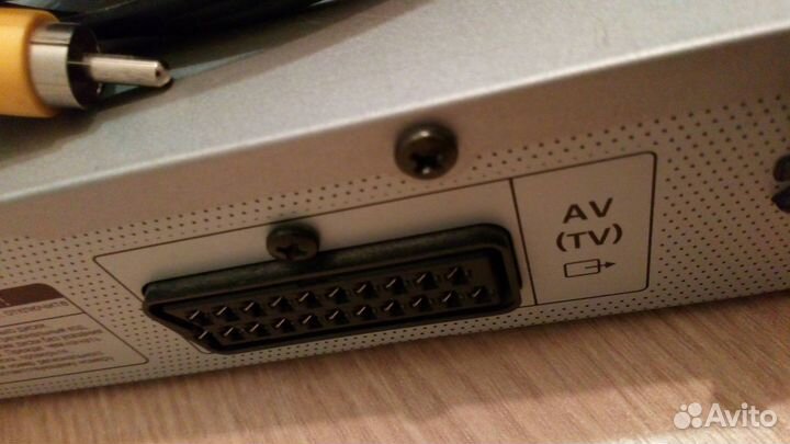 DVD плеер вместе с дисками