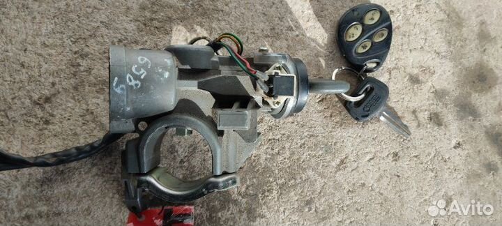 Замок зажигания Kia Spectra 1.6 2008