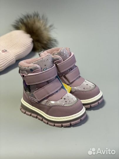 Ботинки зимние мембранные шесть новые