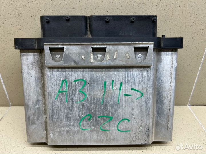 Блок управления двигателем Audi A3 8V czca 2014