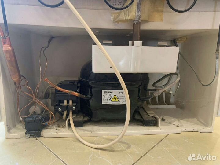 Холодильник Aricton