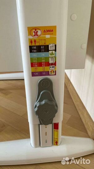 Растущая парта и стул дэми