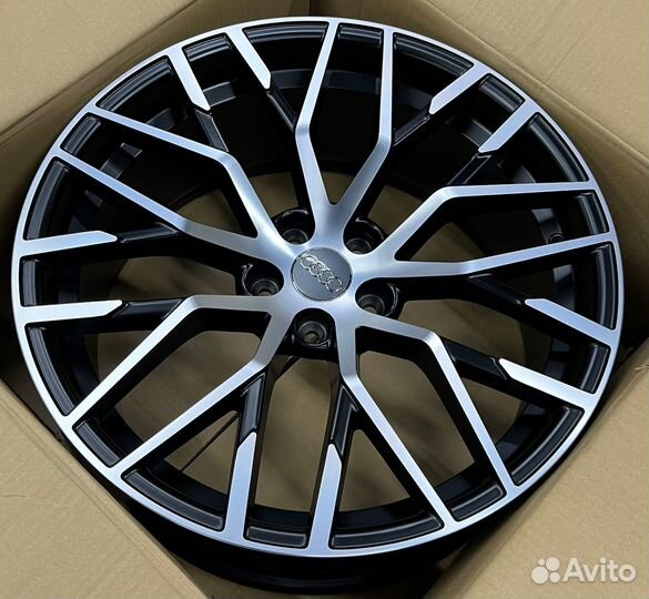 Диски на Ауди Audi Q8 R22