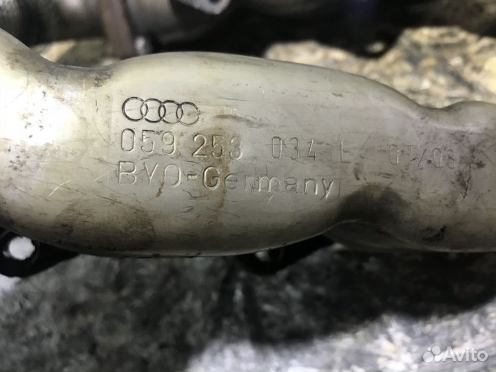 Выпускной коллектор Audi Q7 3.0 TDI V6 дизель cas