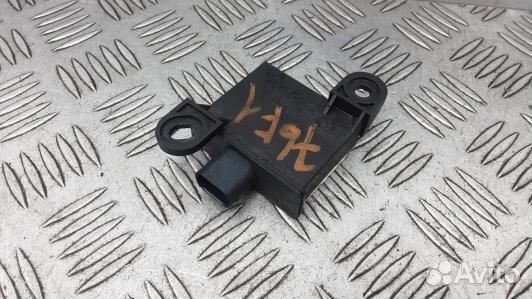 Блок управления BMW 5 E60/E61 (76F01NC11)