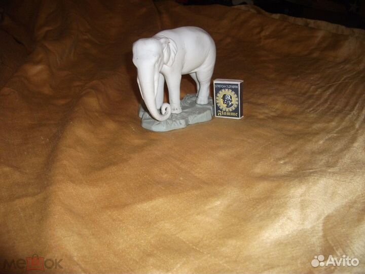Слон бисквит фарфор