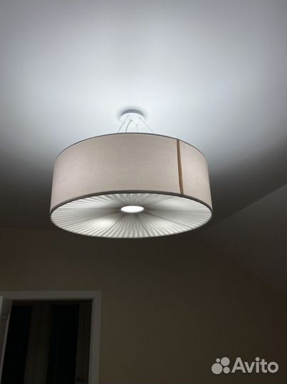 Люстра подвесная потолочная