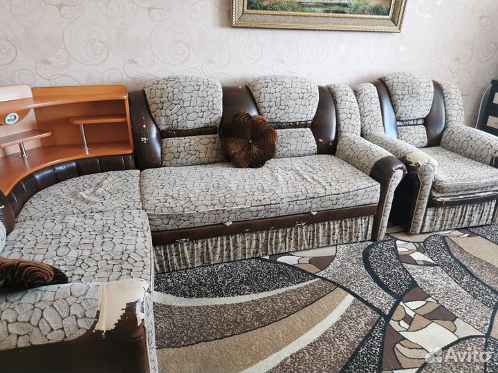 Угловой диван с креслом