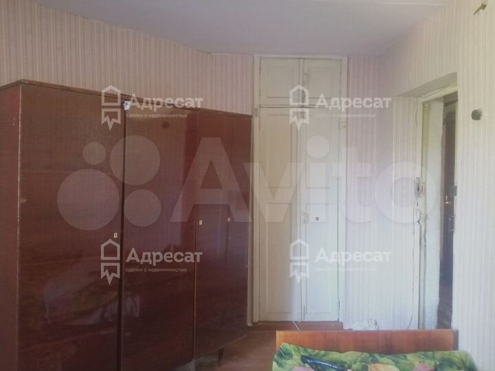 Комната 10,9 м² в 6-к., 4/4 эт.