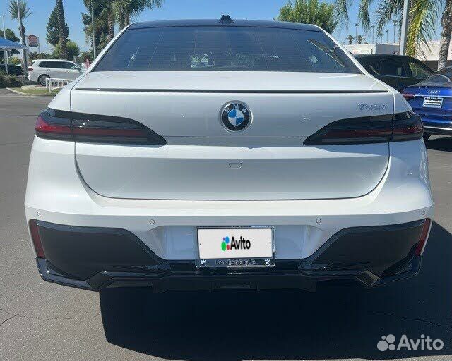 BMW 7 серия 3.0 AT, 2023, 110 км