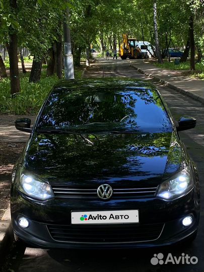Volkswagen Polo 1.6 AT, 2015, 285 000 км