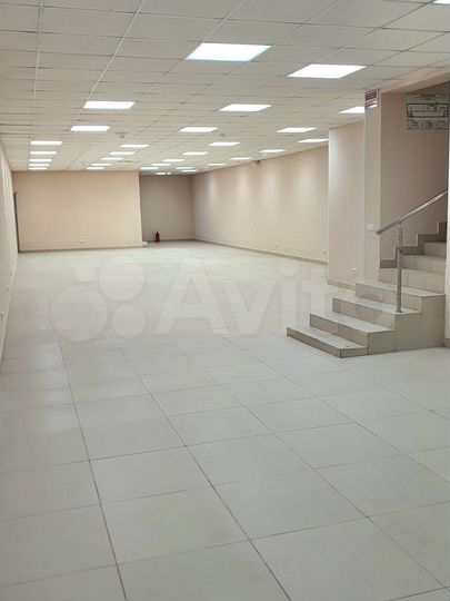 Торговая площадь, 192 м²