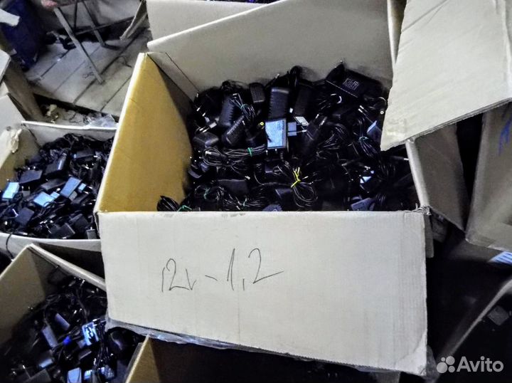 Блок питания 12V 1,2A