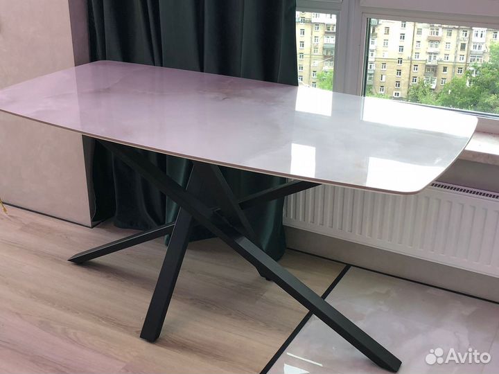 Стол из керамогранита бочонок