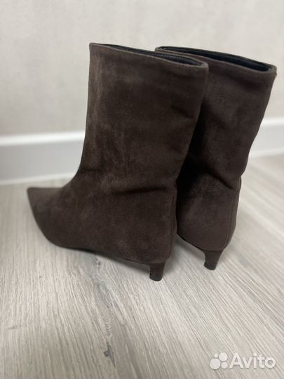 Полусапоги новые 38 размер