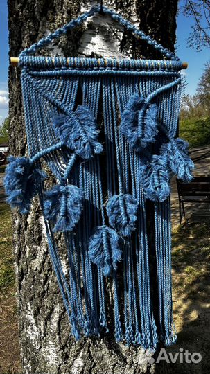 Панно ловец