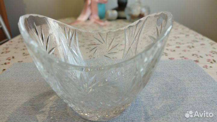 Ваза из свинцового хрусталя для сервировки стола