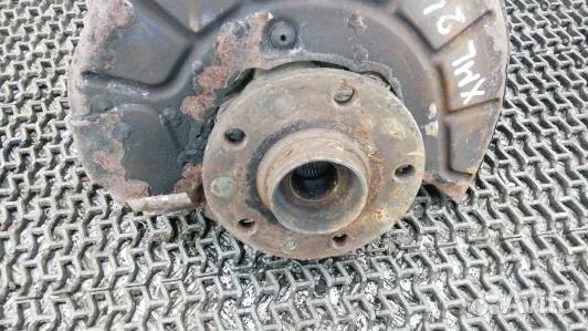 Ступица передняя правая skoda superb 2 (XML24N901)