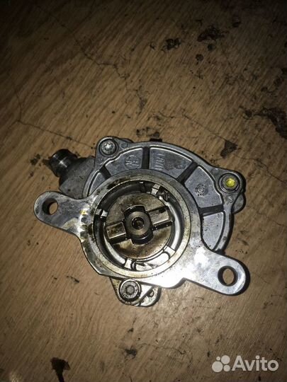 Вакуумный насос Renault Master 2.5dci / 2.2dci